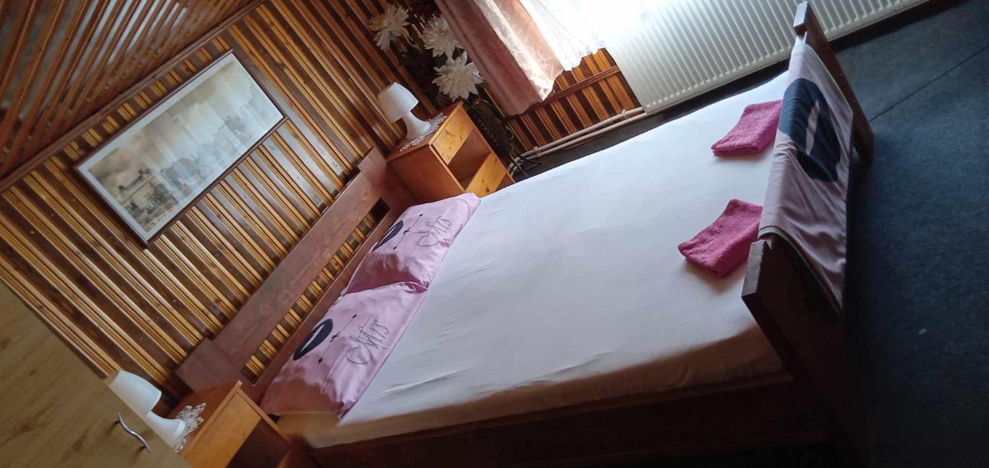 Hostel Intim 95 Ron Birlad Bagian luar foto